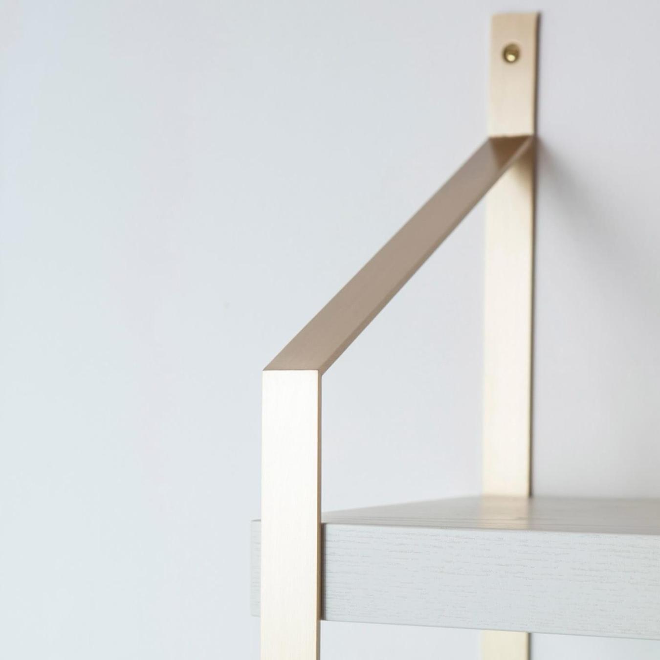 Gelaagde houten boekenkast