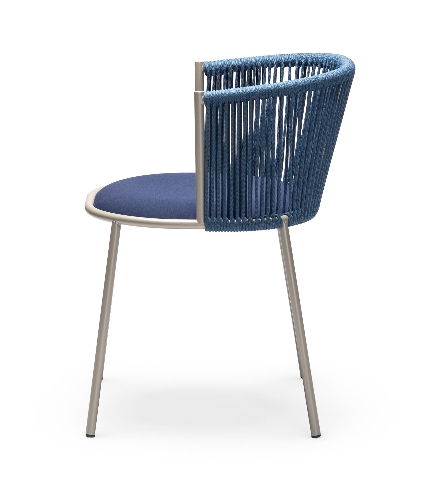 Millie SP Blauwe Buitenstoel