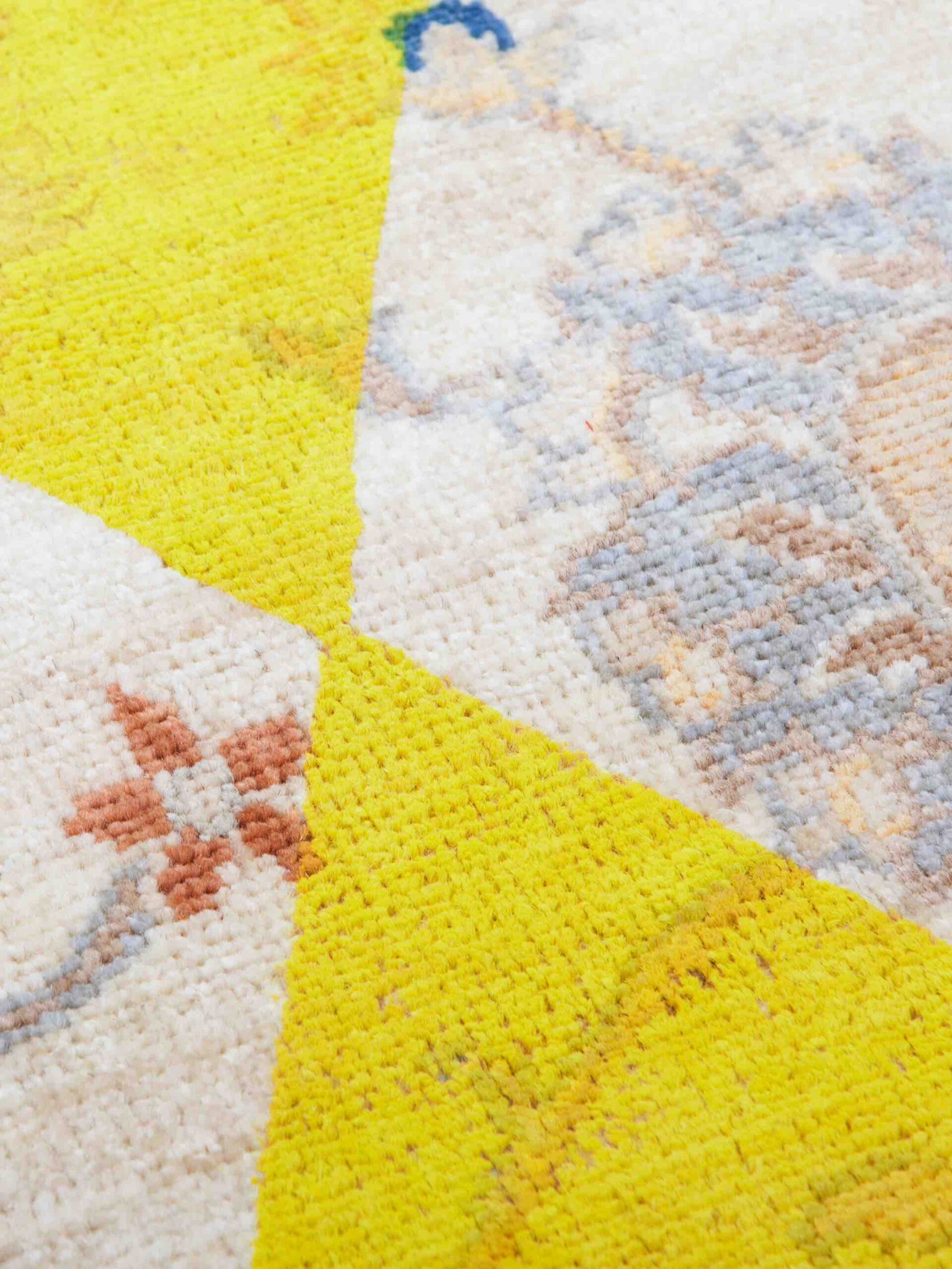 Dubbele laag geel designer vloerkleed