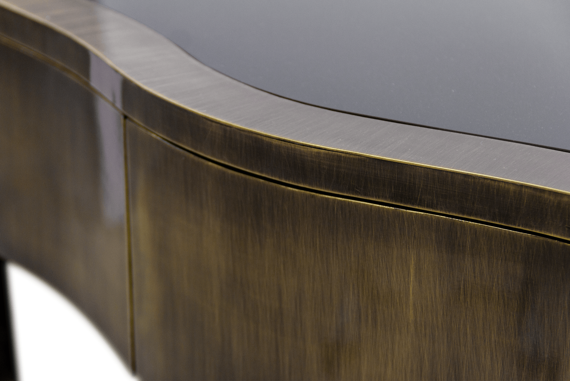 Serpentine patina console