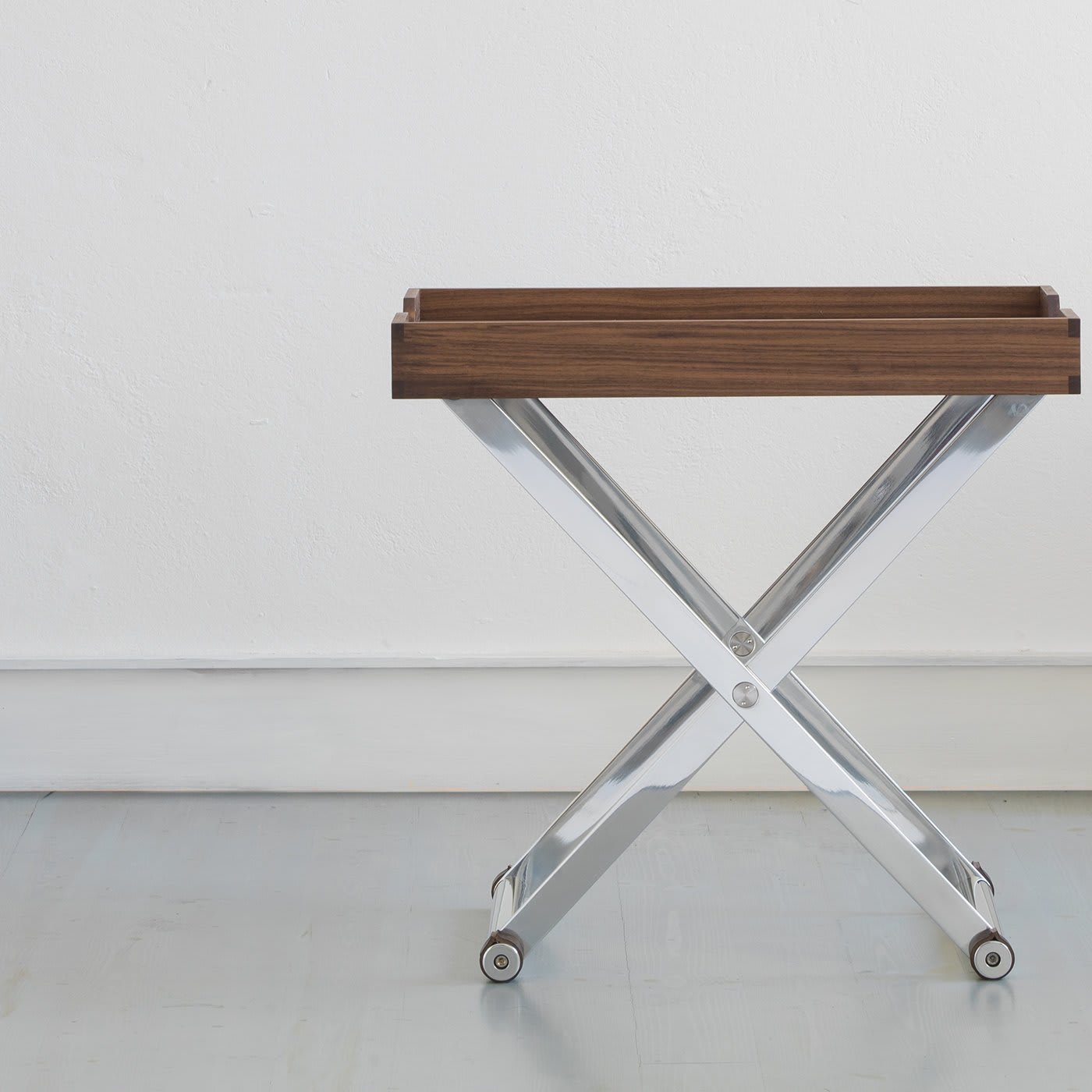 Andrea inklapbare tafel | Materiaal: Massief zwart notenhout Andrea inklapbare tafel | Materiaal: Massief zwart notenhout