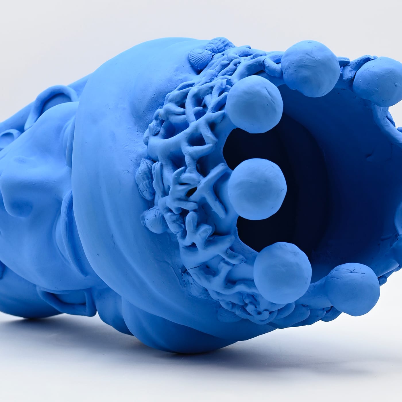 Moor's Head lichtblauwe handgemaakte sculptuur