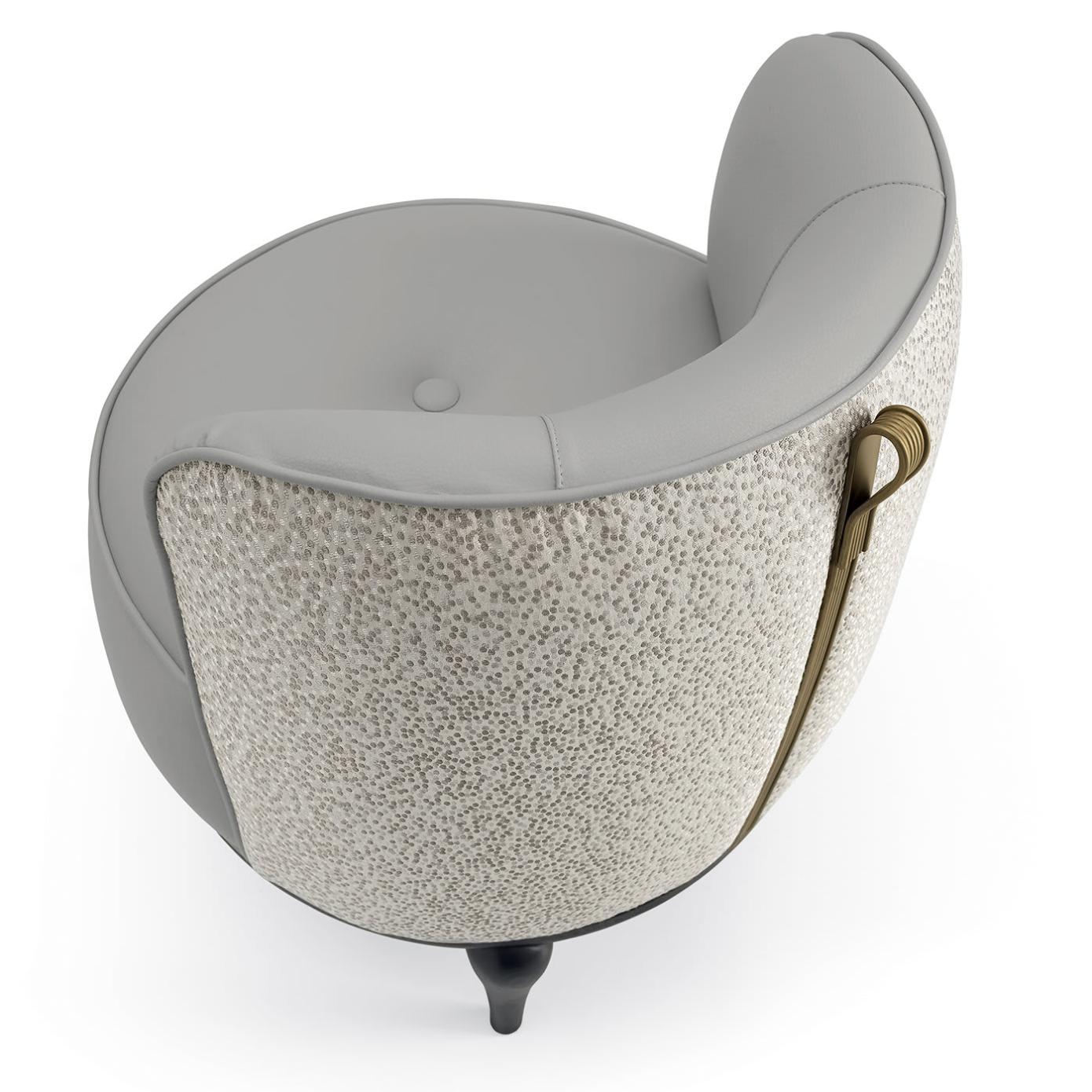 Witte ronde loungestoel