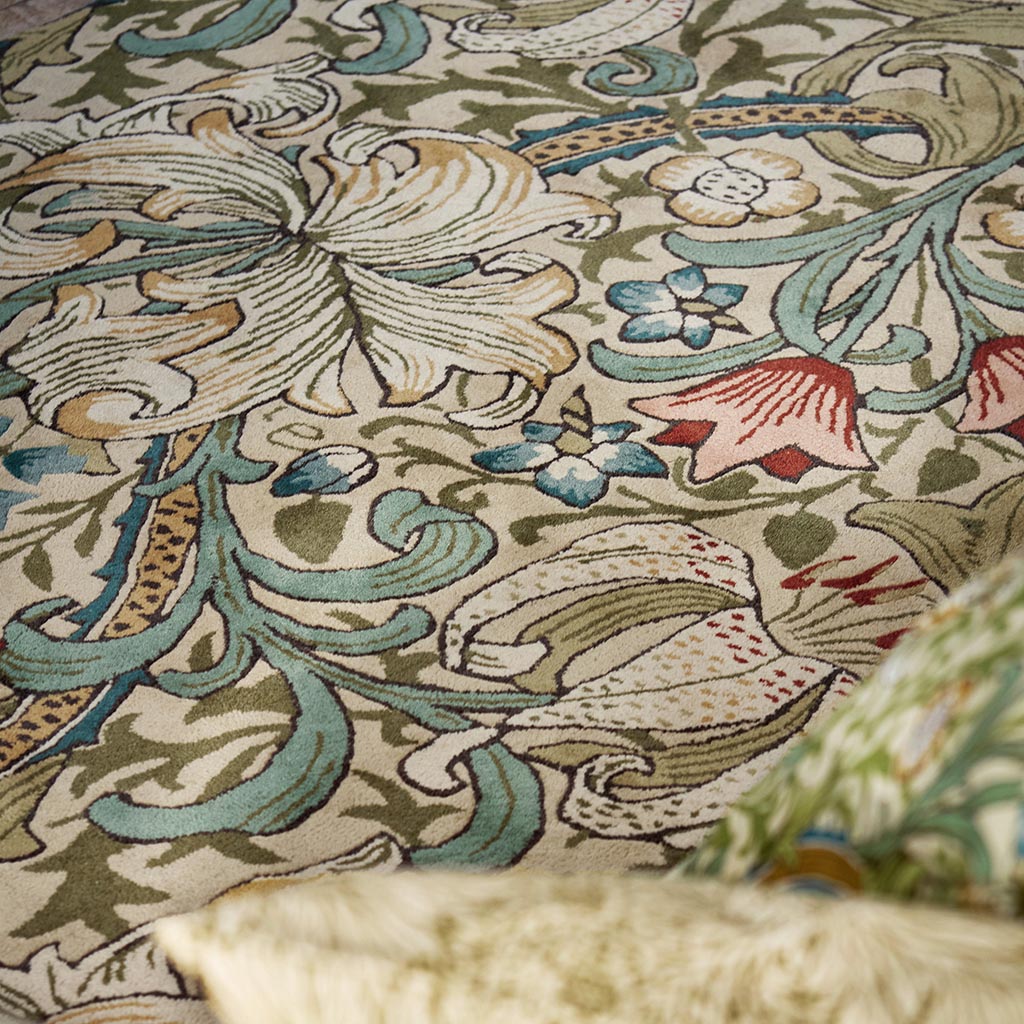 Golden Lily Green Red vloerkleed