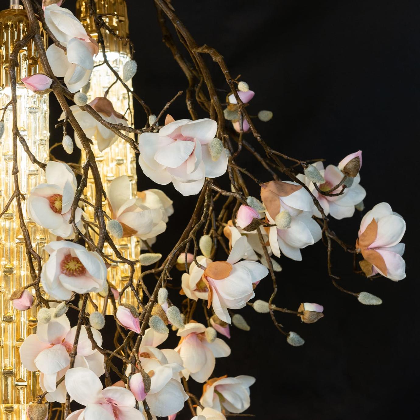 Magnolia wit-gouden kroonluchter