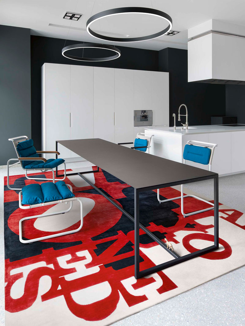All You Need Is Love luxe handgeknoopt vloerkleed
