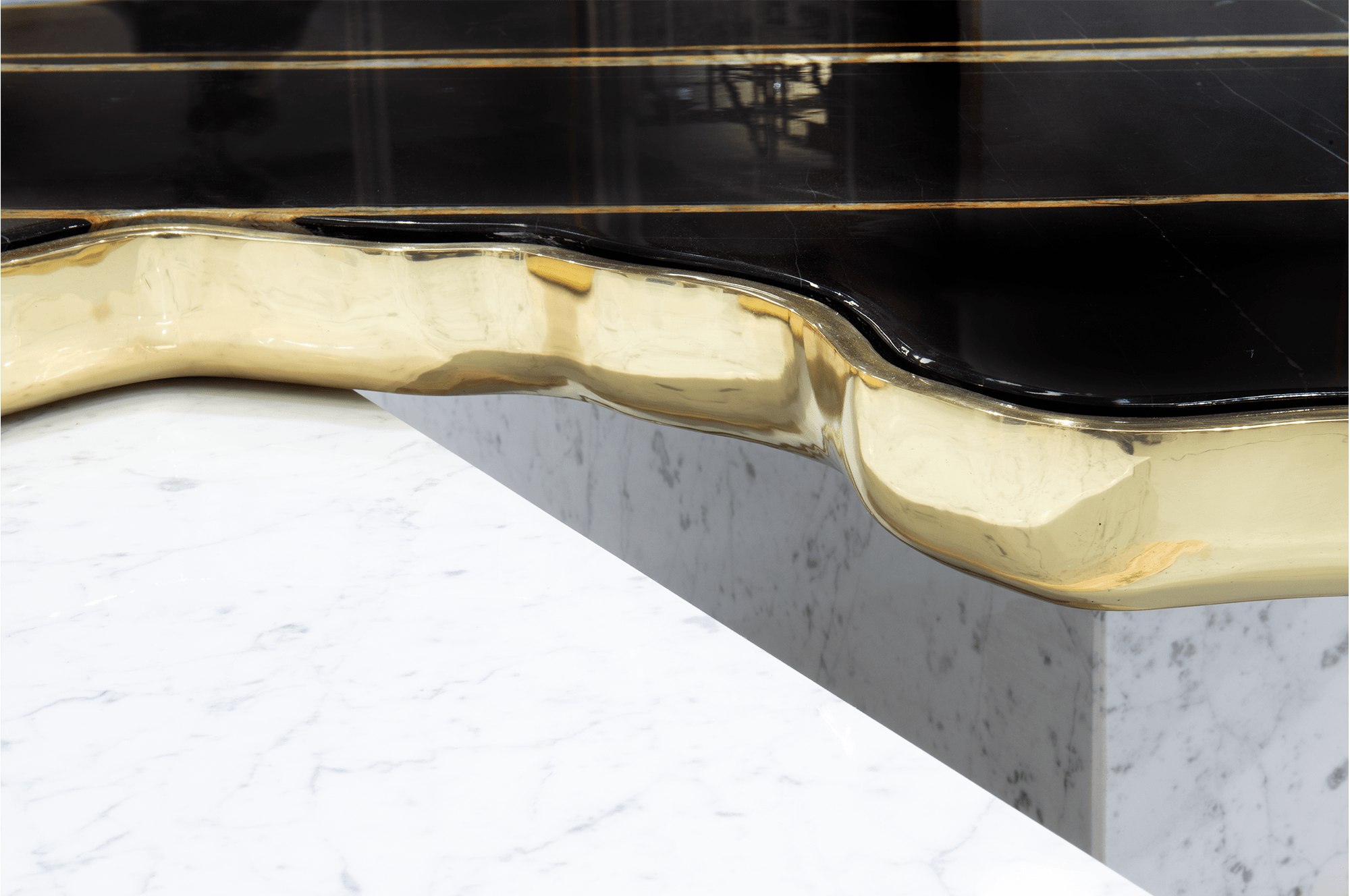 Valencia ebbenhout ivoren tafel