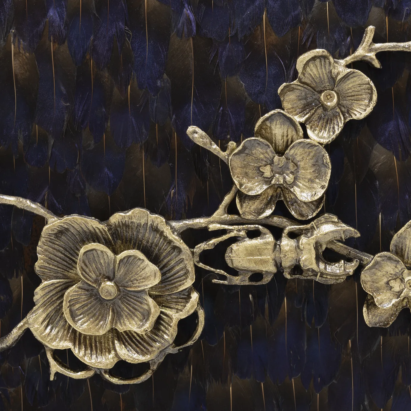 Mirage paarse veer kast