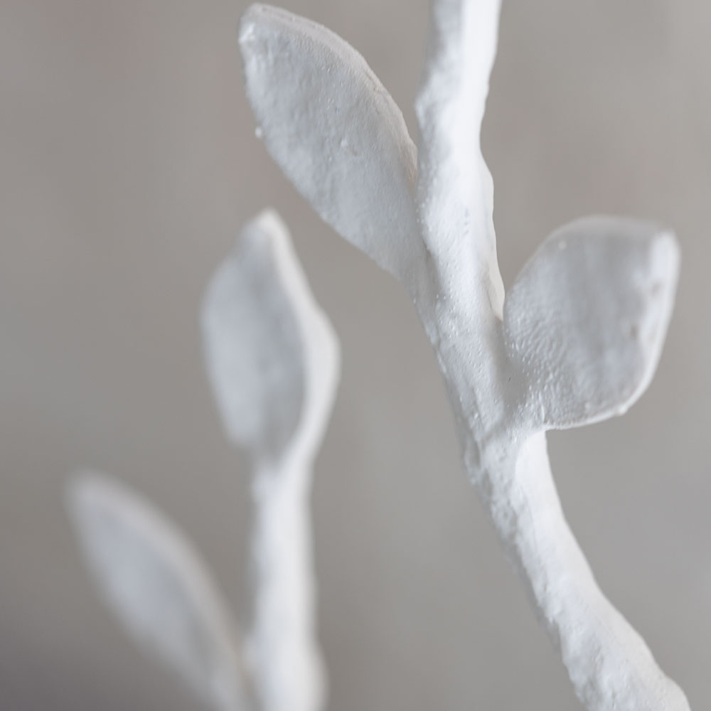 Millana tafellamp in chalk afwerking