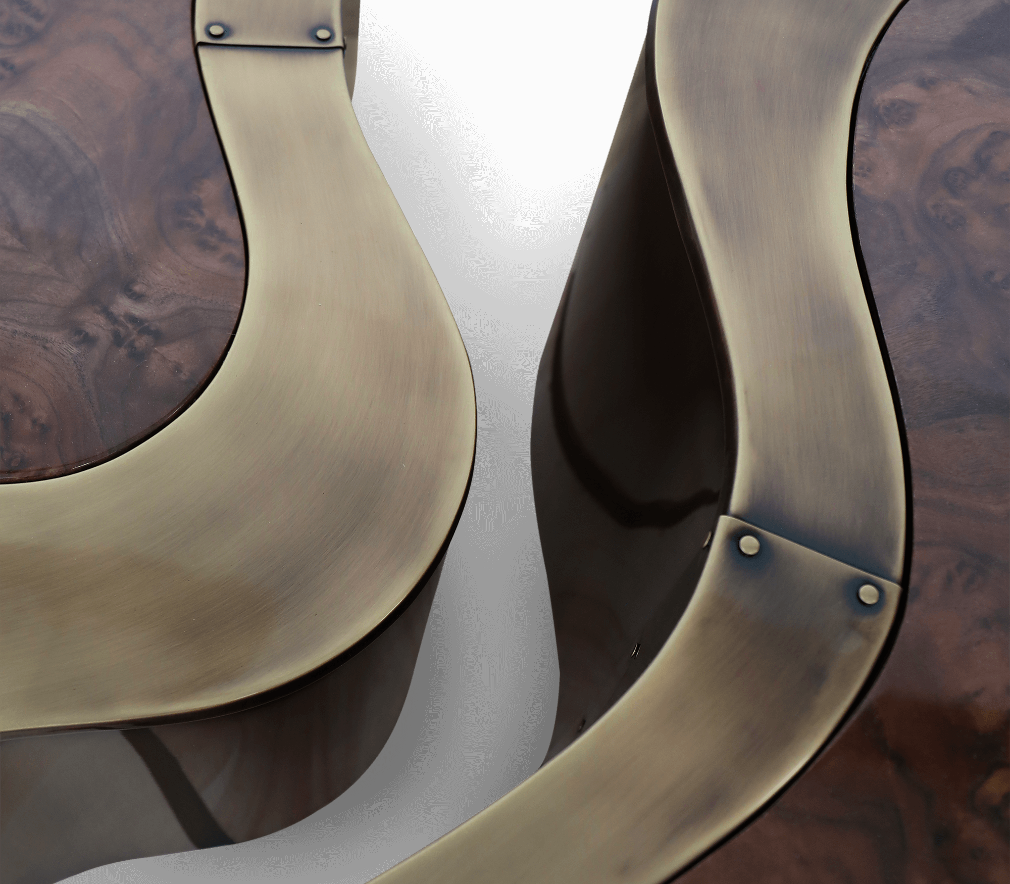 Crest patina en walnotenhout salontafelset