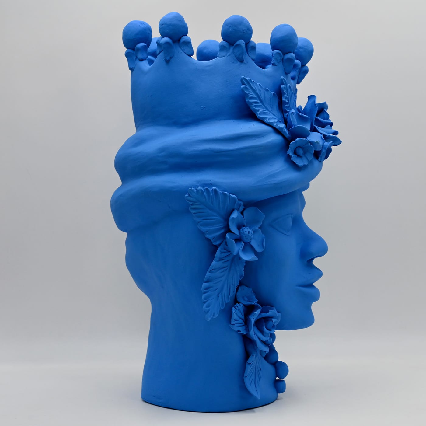 Moor's Head blauwe sculptuur