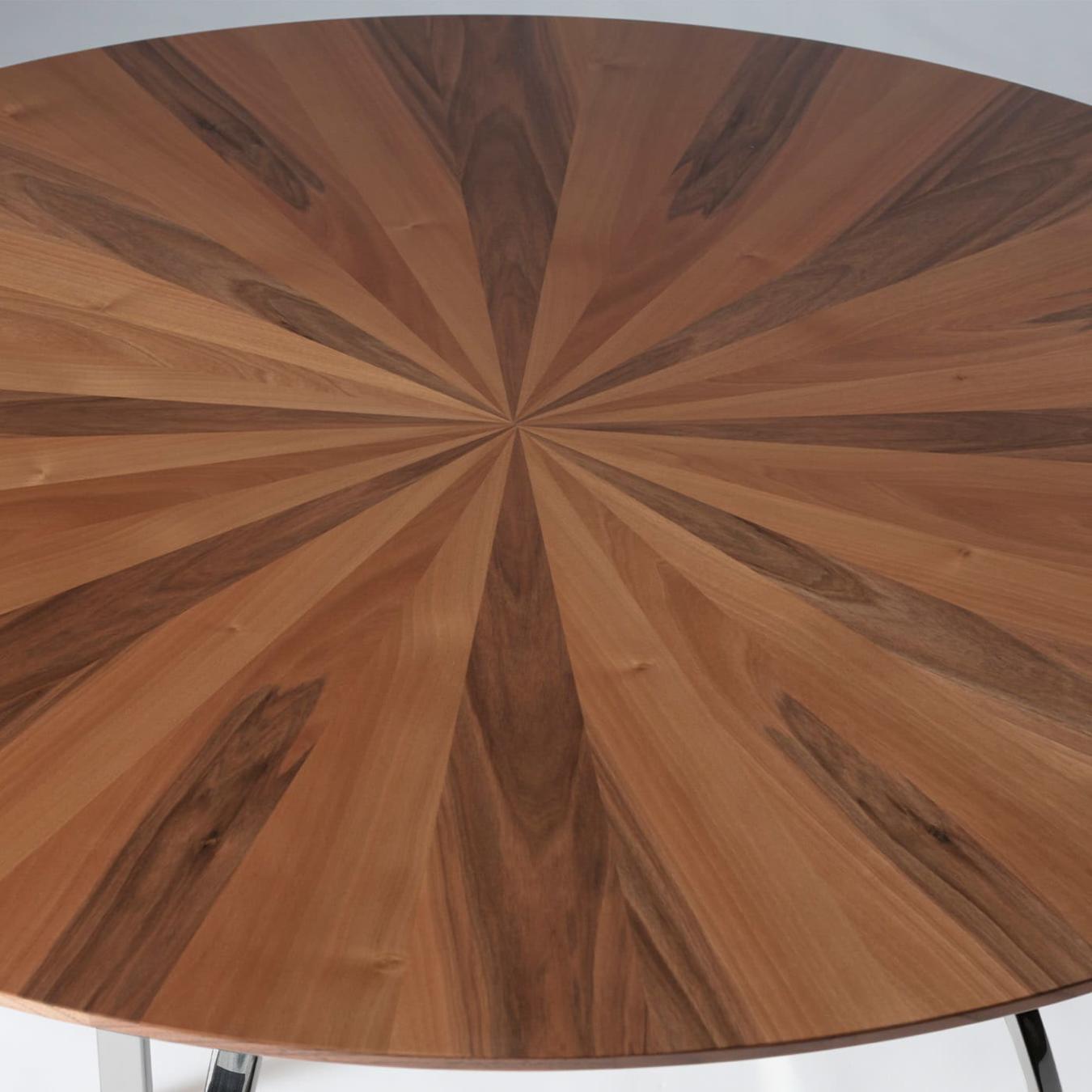 Ronde eettafel