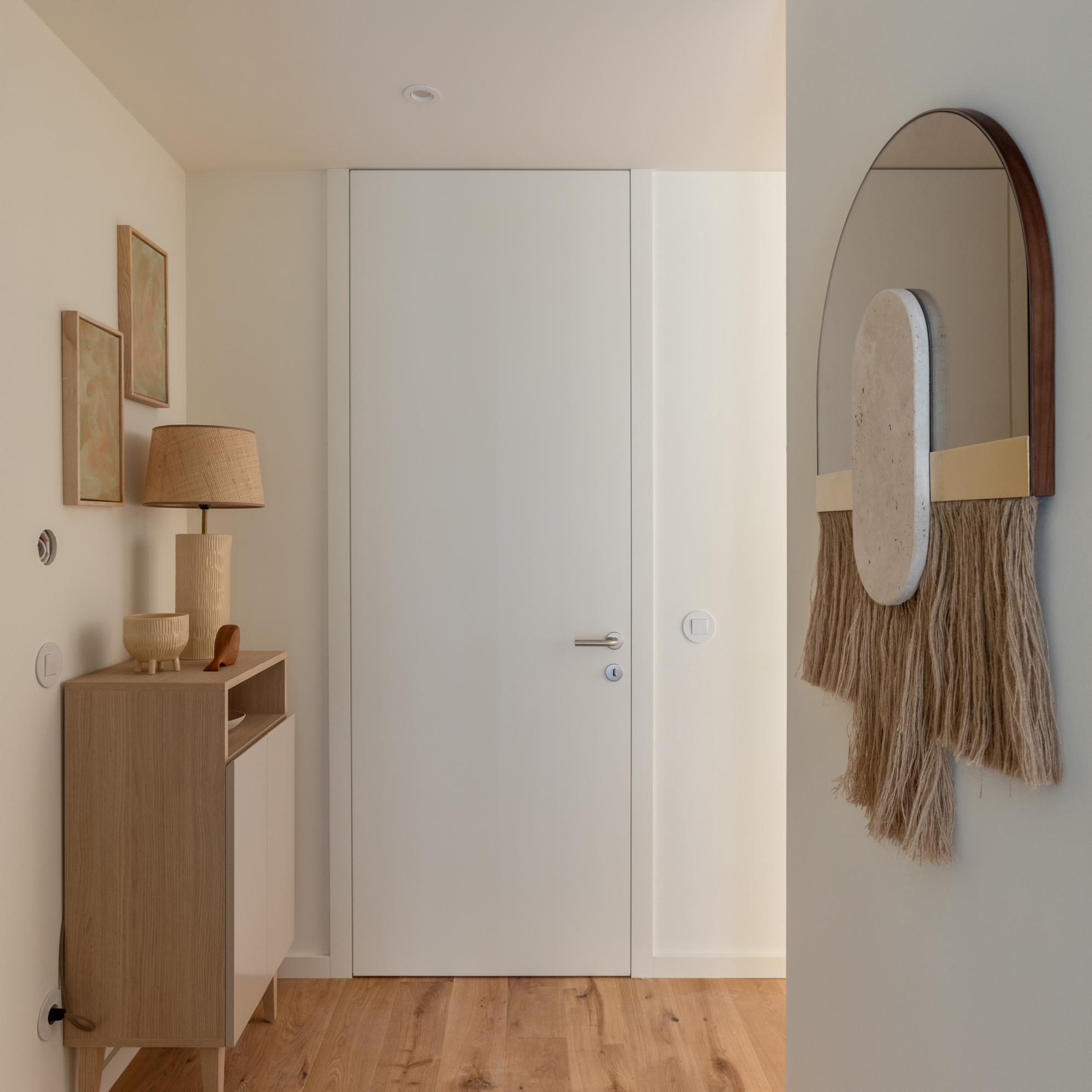 Souk Ecru Shell decoratieve wandspiegel
