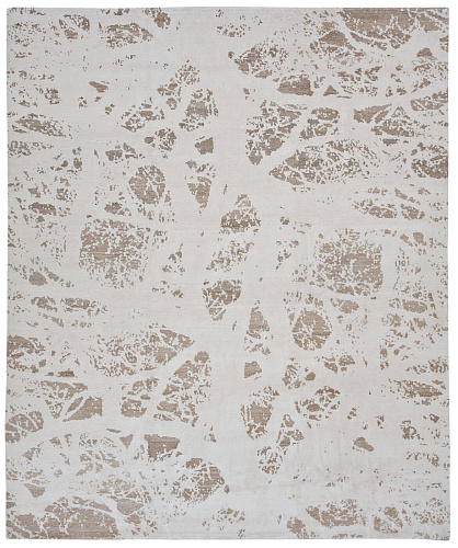 Reuzen boom wit tapijt