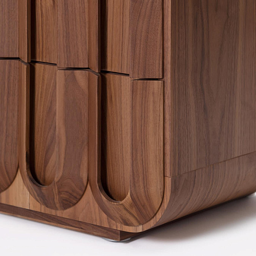 Elegante houten ladekast