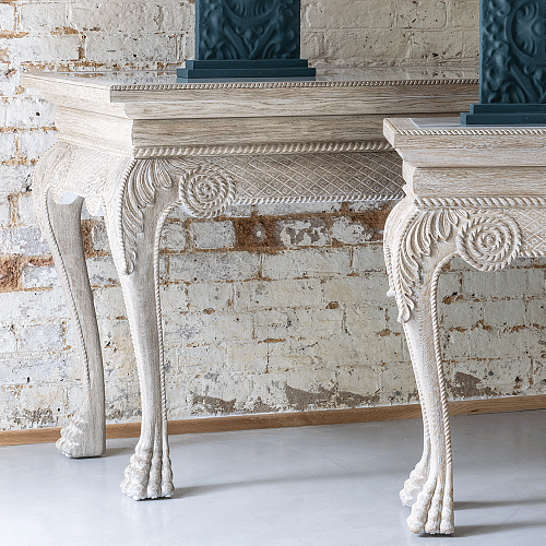 York Venetian White Oak mini console