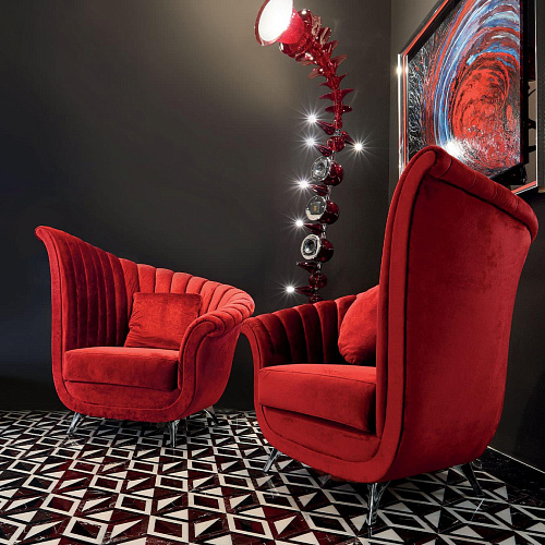 Fauteuil in rood fluweel