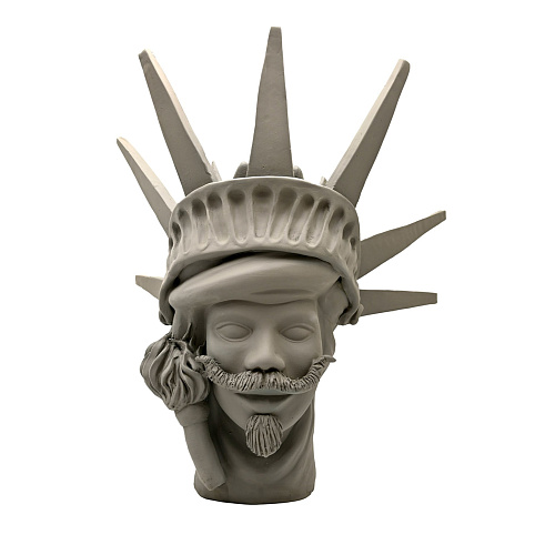 Free Woman sculptuur