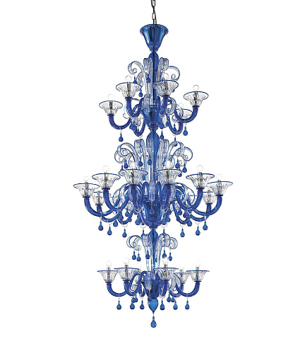 Klassieke kroonluchter in lichtblauw Murano glas