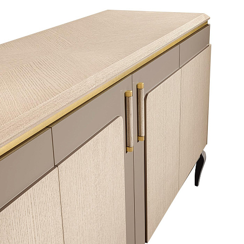 Italiaans beige dressoir