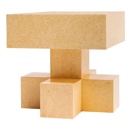 Eigentijdse houten bijzettafel