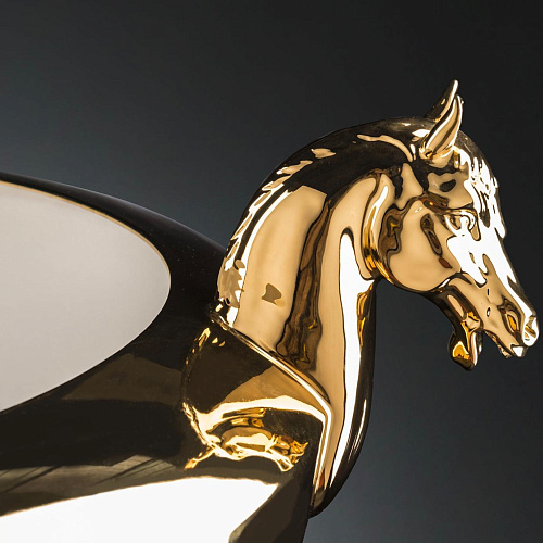 Horse gouden vaas