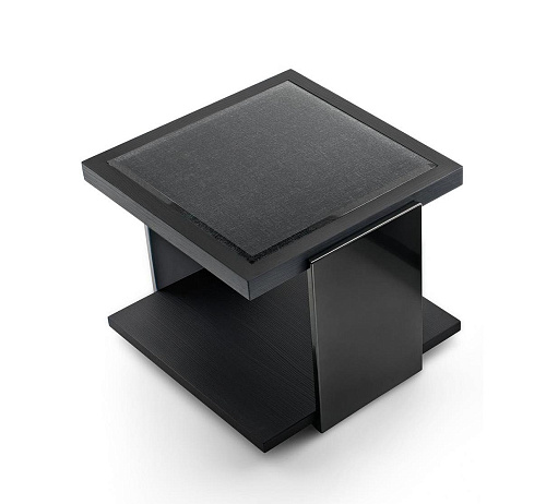 Black & More cedarfineer lamptafel met metalen poten