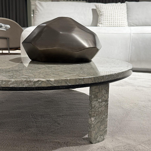 Cami laag rond salontafel