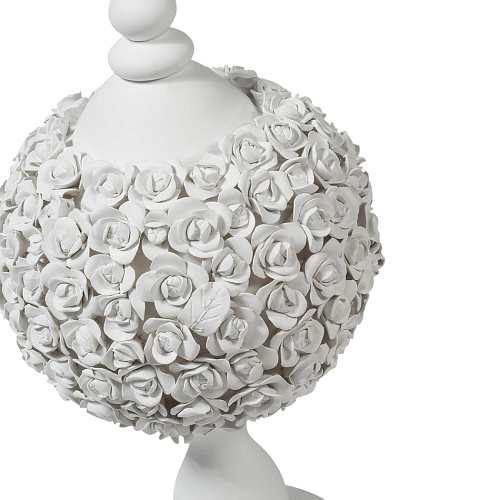 Coco Camelie sculptuur