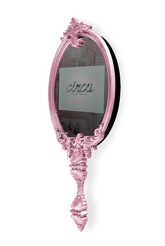 Enchanted spiegel met tv