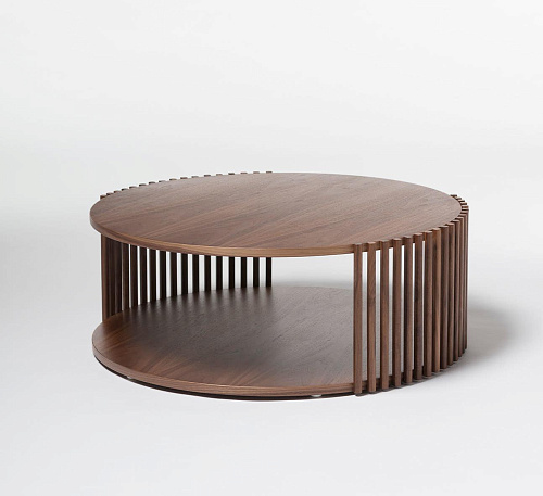 Kleine houten salontafel