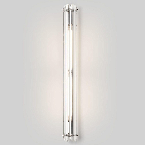 Minimalistische Wandlamp met Triedro Glazen Elementen