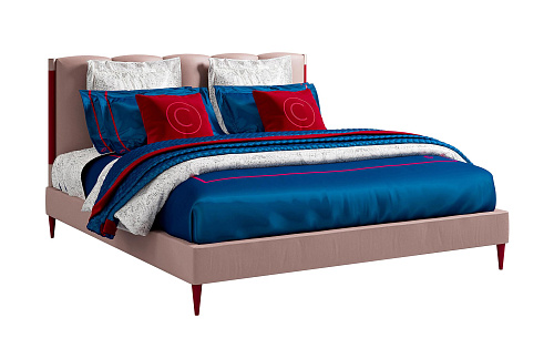 Bed met hoofdbord